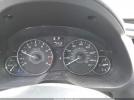 Subaru Outback 2.5i Image 9