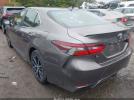Toyota Camry Se Awd Image 2