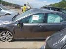 Toyota Camry Xle Image 13