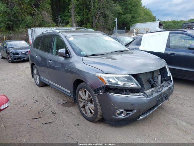  Salvage Nissan Pathfinder
