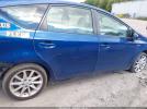 Toyota Prius v Five Image 14