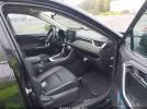 Toyota RAV4 Xle Premium Image 8