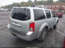 Nissan Pathfinder S Image 8