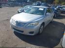 Toyota Camry Le Image 11