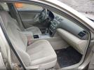 Toyota Camry Le Image 11
