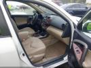 Toyota RAV4 Limited V6 Image 6