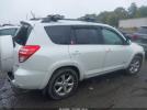 Toyota RAV4 Limited V6 Image 10