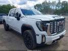 General Motors Sierra 2500HD Image 1