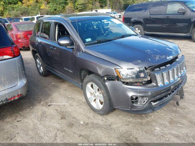  Salvage Jeep Compass