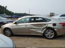 Toyota Avalon Xle Premium Image 12
