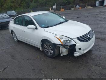  Salvage Nissan Altima