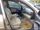 Toyota RAV4 Limited V6 Image 6