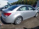 Chevrolet Cruze Ls Auto Image 5