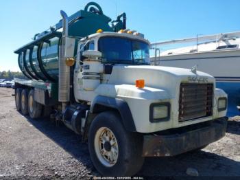  Salvage Mack 600
