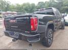 GMC Sierra 2500 Image 4