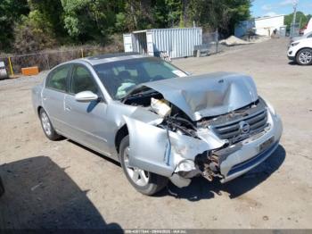  Salvage Nissan Altima