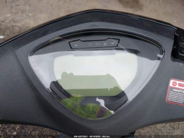 Tztc Scooter Image 6