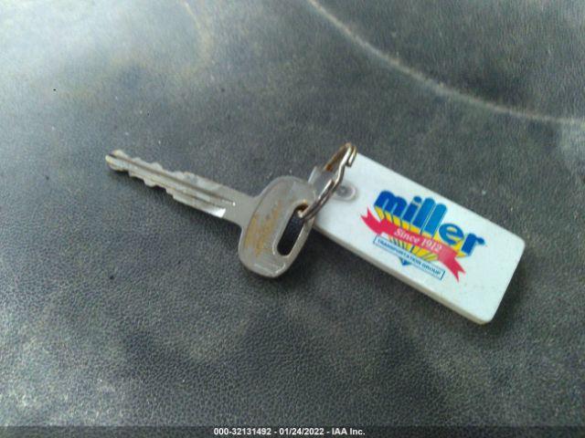 Hino 258 268 Image 12