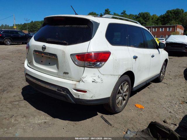 Nissan Pathfinder Image 3