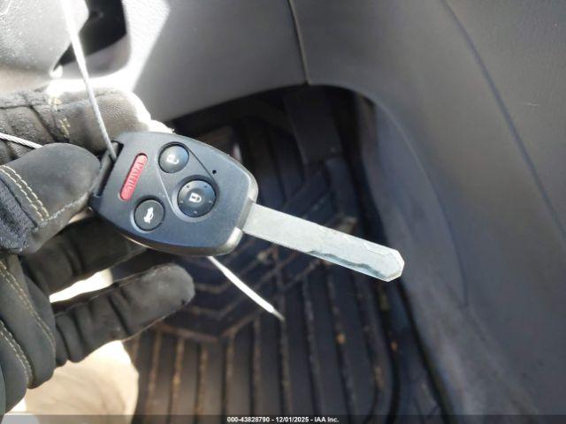 Honda Accord 2.4 Se Image 8