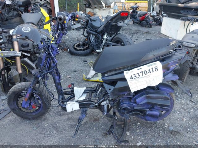 Tztc Scooter Image 2