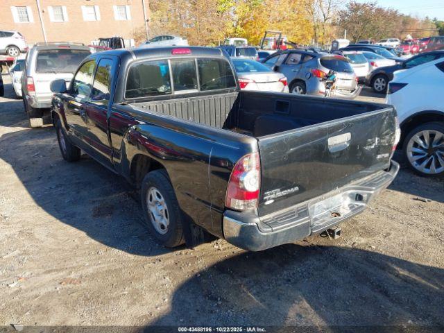 Toyota Tacoma Image 9