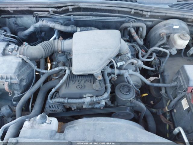 Toyota Tacoma Image 6