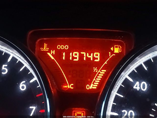 Nissan Versa 1.6 Sv Image 6