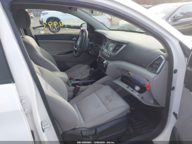 Hyundai TUCSON Se Image 6