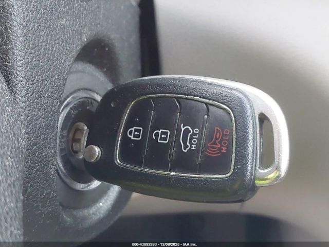 Hyundai TUCSON Se Image 10