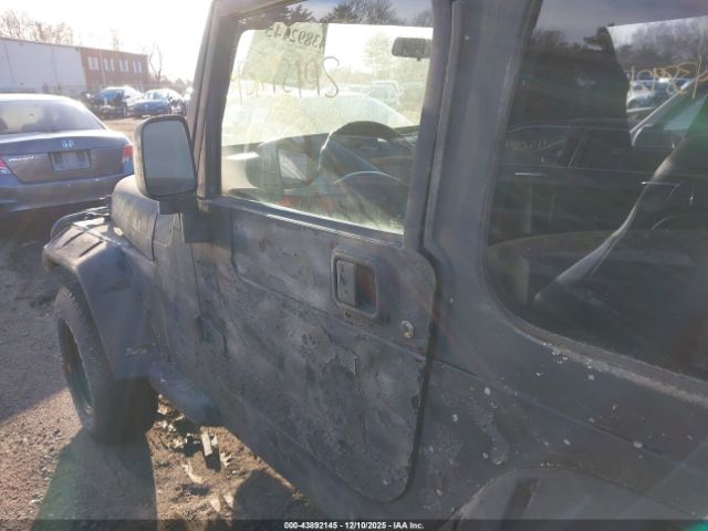 Jeep Wrangler Sport Image 10