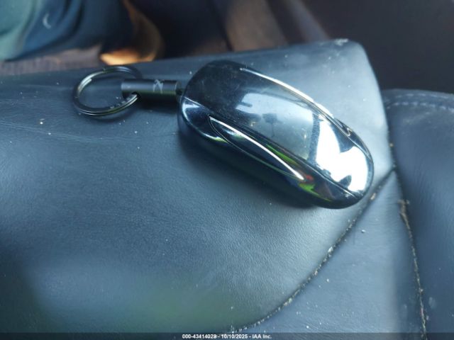 Tesla Model X Image 10