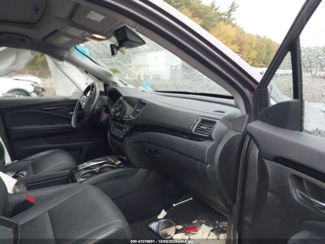 Honda Pilot Awd Touring 8 Passenger Image 14