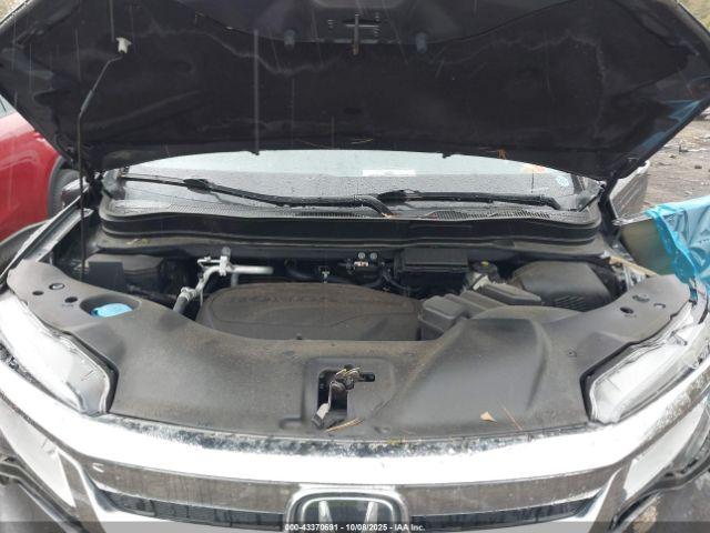 Honda Pilot Awd Touring 8 Passenger Image 11