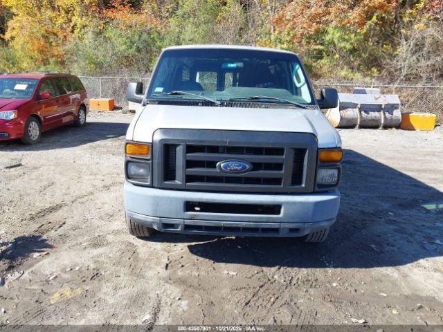 Ford E-150 Commercial Image 11