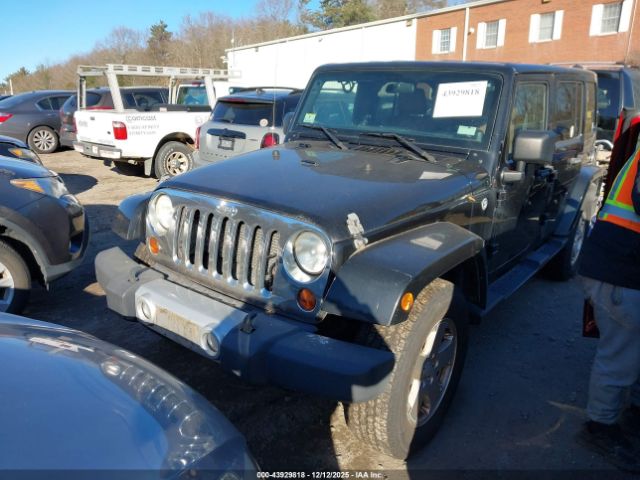 Jeep Wrangler Sahara Image 15