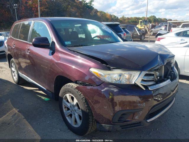  Salvage Toyota Highlander