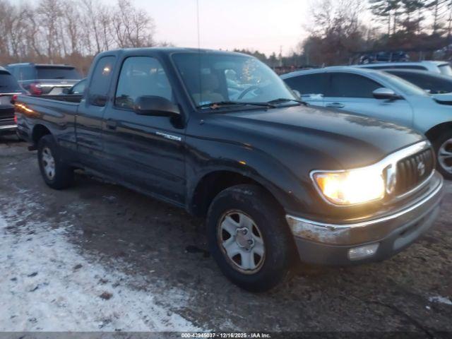  Salvage Toyota Tacoma