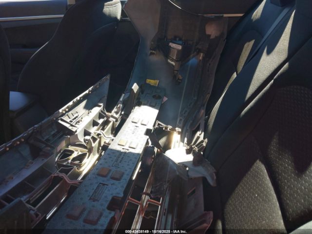 Hyundai ELANTRA Se Image 7