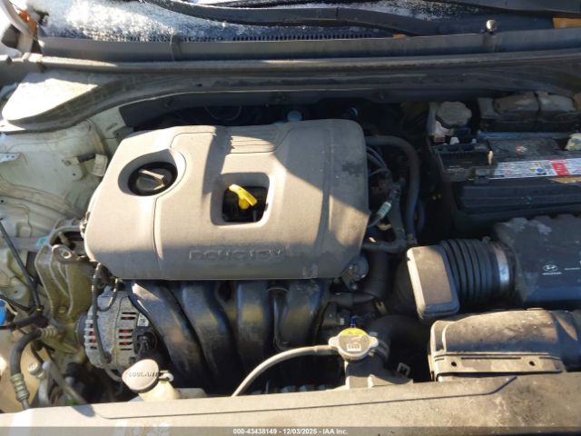 Hyundai ELANTRA Se Image 8