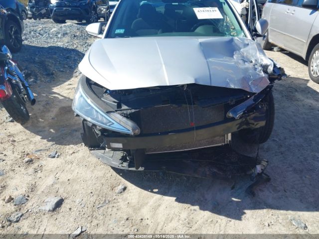 Hyundai ELANTRA Se Image 11