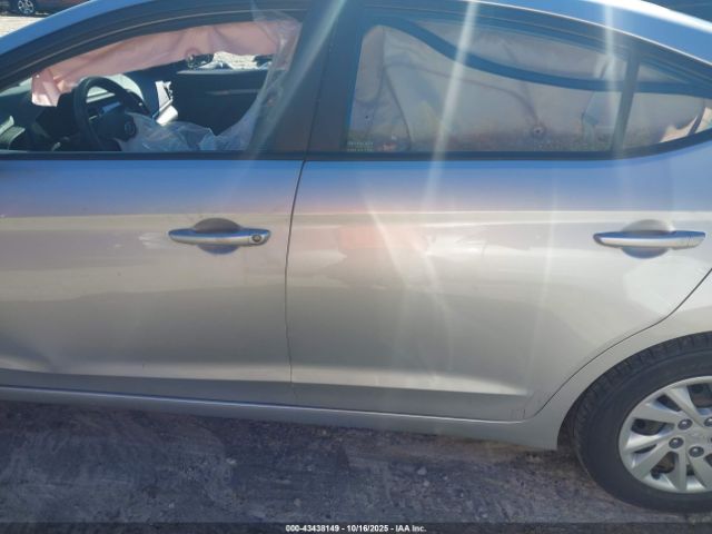 Hyundai ELANTRA Se Image 13