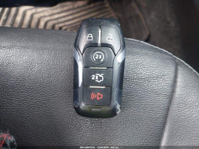 Ford Fusion Se Image 8