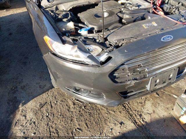 Ford Fusion Titanium Image 5