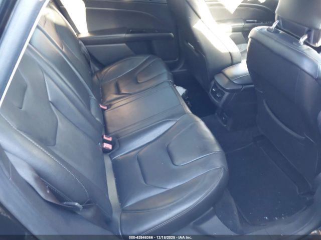 Ford Fusion Titanium Image 12