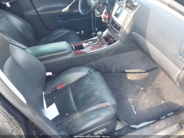 Lexus Is Image 12