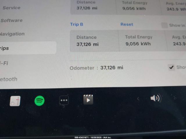 Tesla Model Y Long Range Dual Motor All-wheel Drive Image 7