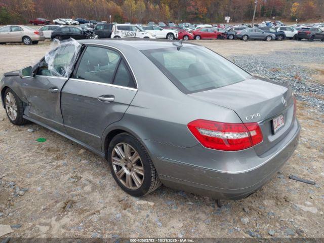 Mercedes-Benz E-Class 4matic Image 6