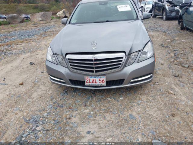 Mercedes-Benz E-Class 4matic Image 12