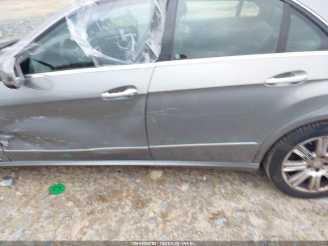 Mercedes-Benz E-Class 4matic Image 15